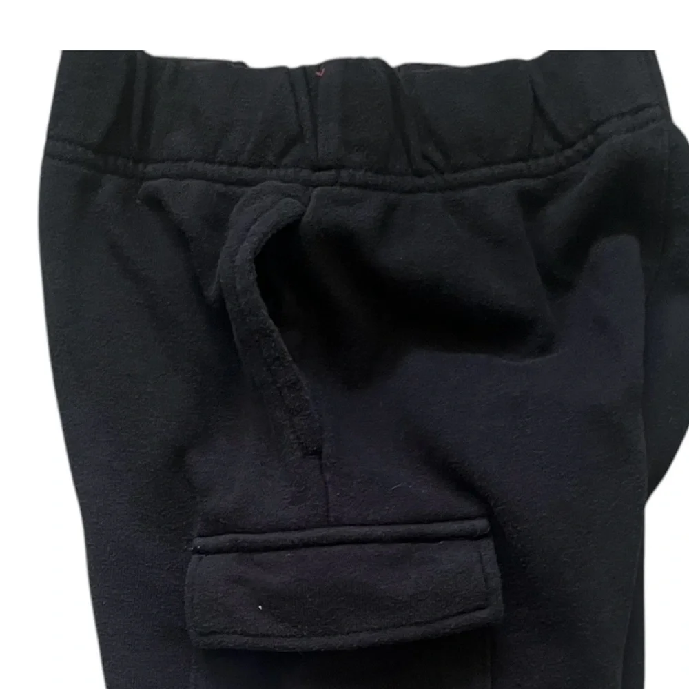 365 Kids casual cargo black shorts Boys 5 cargo side pockets Chill graphic